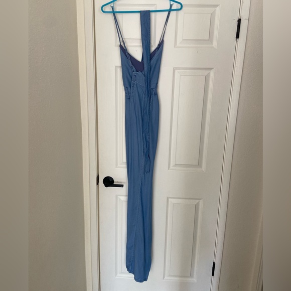 Lulus jumpsuit - Picture 3 of 6